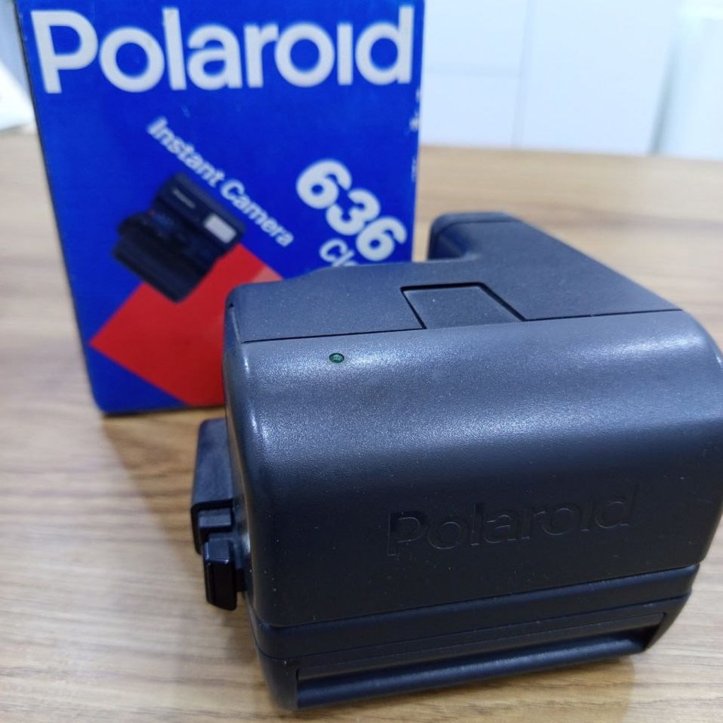Polaroid 636 Close-Up Instant Camera