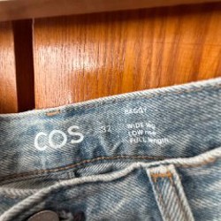 Джинсы COS голубые - фото 2