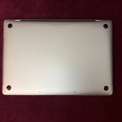 MacBook Pro 15 дюймов - фото 2