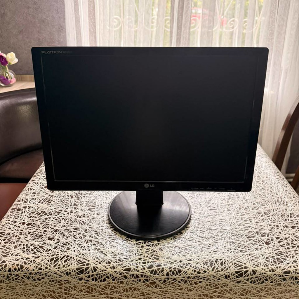 Компьютерный монитор LG