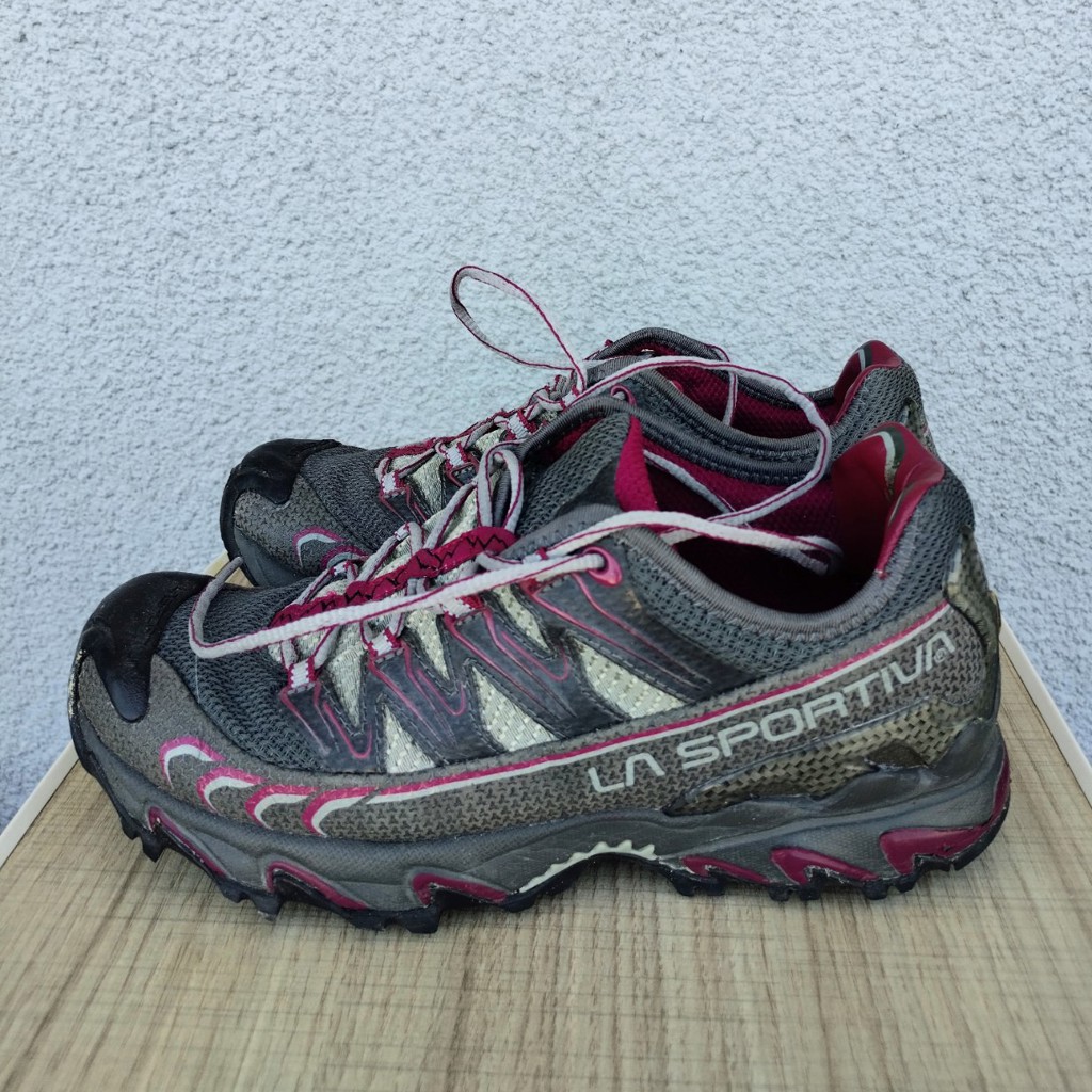 Трекинговые кроссовки La Sportiva