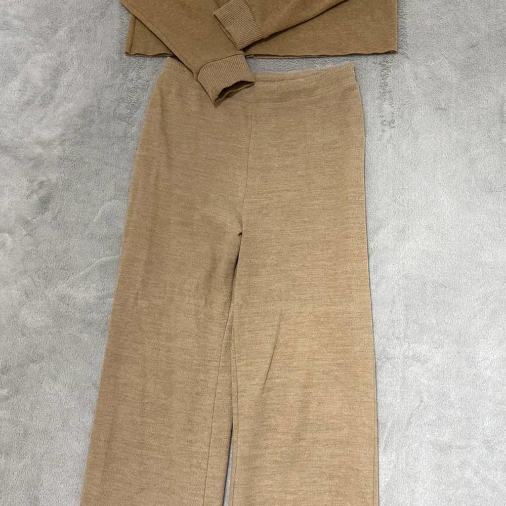 Джинсы черные bershka