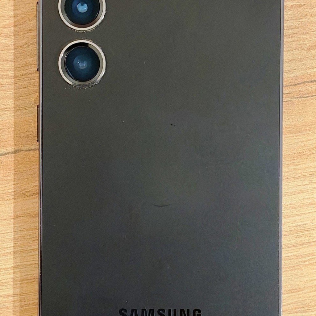 Samsung S23