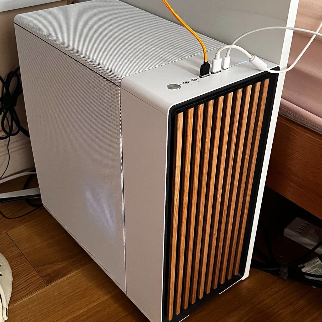 Корпус Fractal Design North