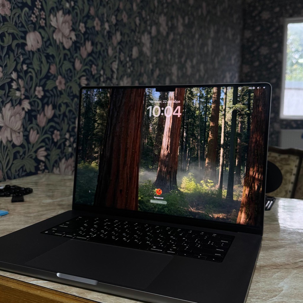 Apple MacBook Pro 16″ (2021)