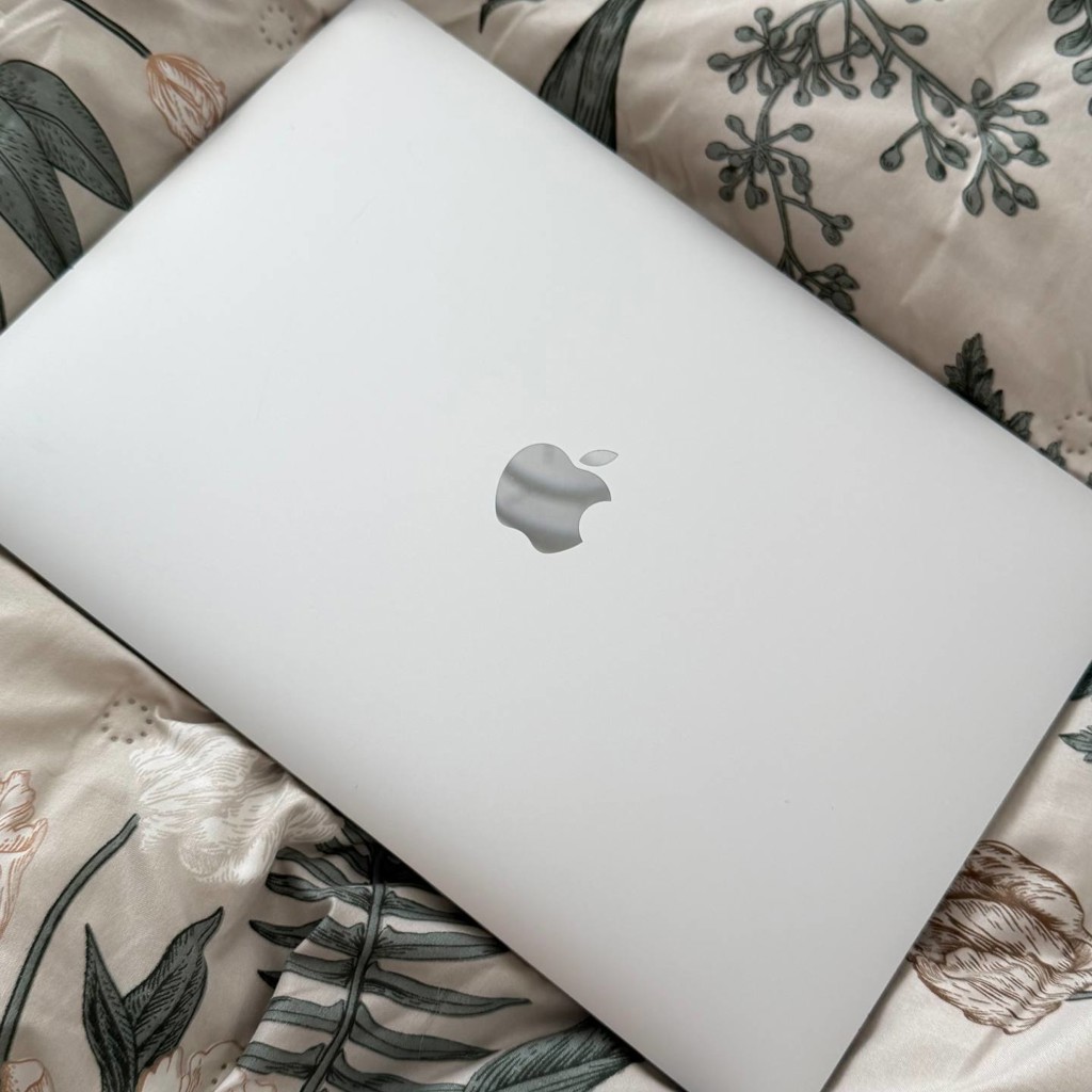 MacBook Pro 13” M1