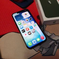 IPhone 13 - фото 3