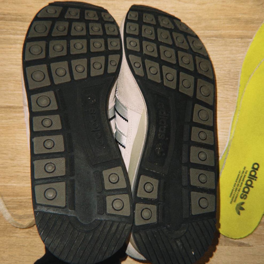 Кроссовки Adidas