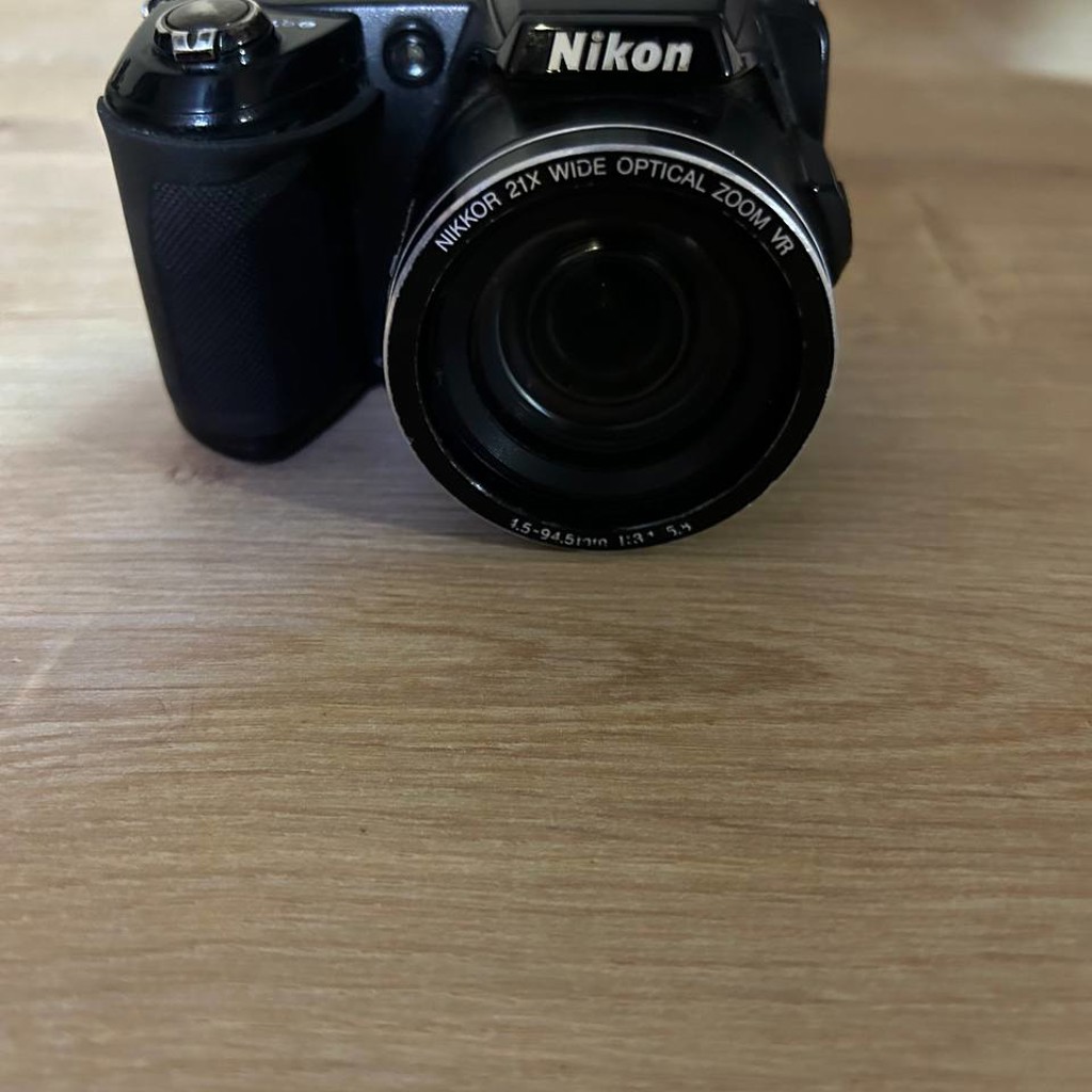 Фотоаппарат Nikon 100