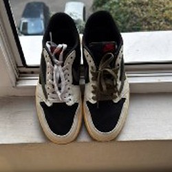 AIR JORDAN 1 LOW X TRAVIS SCOTT OLIVE - фото 2