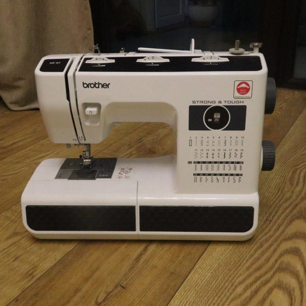 Швейная машинка Brother ST371HD