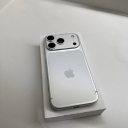 IPhone 17 Pro - фото 2
