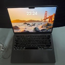 MacBook Air 13,6 дюйма - фото 2
