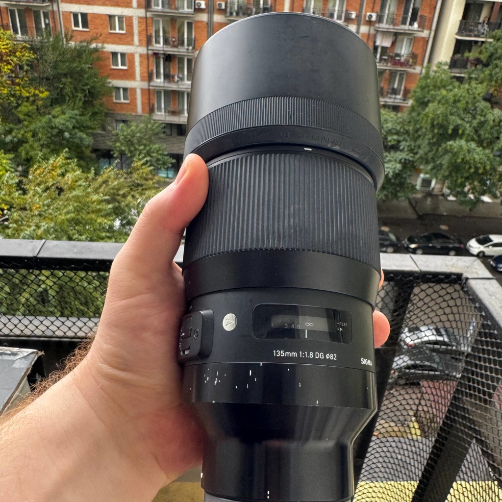 Объектив Sigma 105 1.4