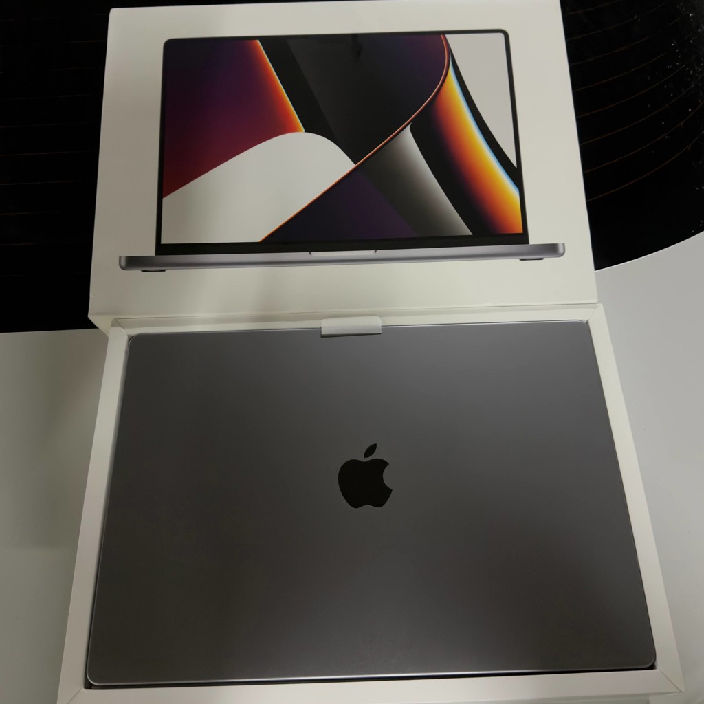 MacBook Pro 16 дюймов