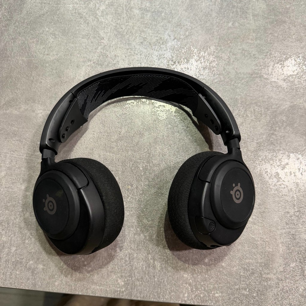 Наушники Steel Series Arctic Nova 5