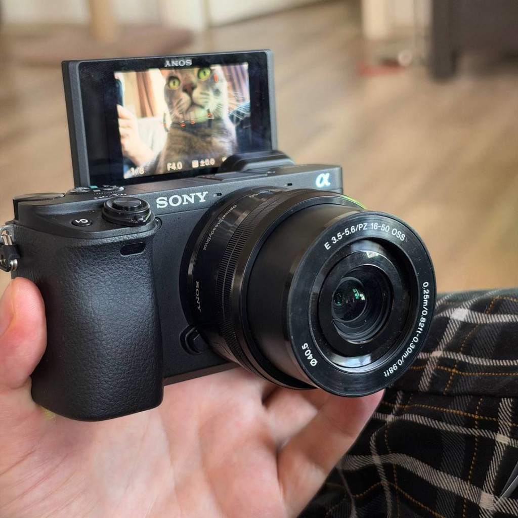 Камера Sony Alpha a6400