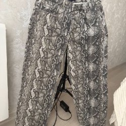 Джинсы - фото 1