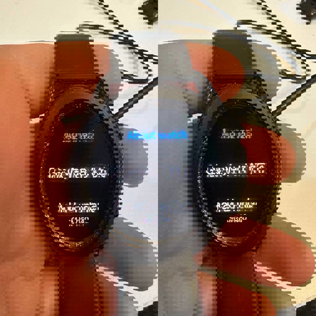 Наушники Sony