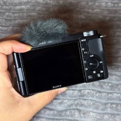 Sony ZV-E10 - фото 3