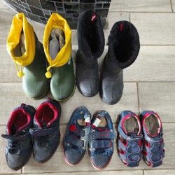 Резиновые детские сапоги - фото 1