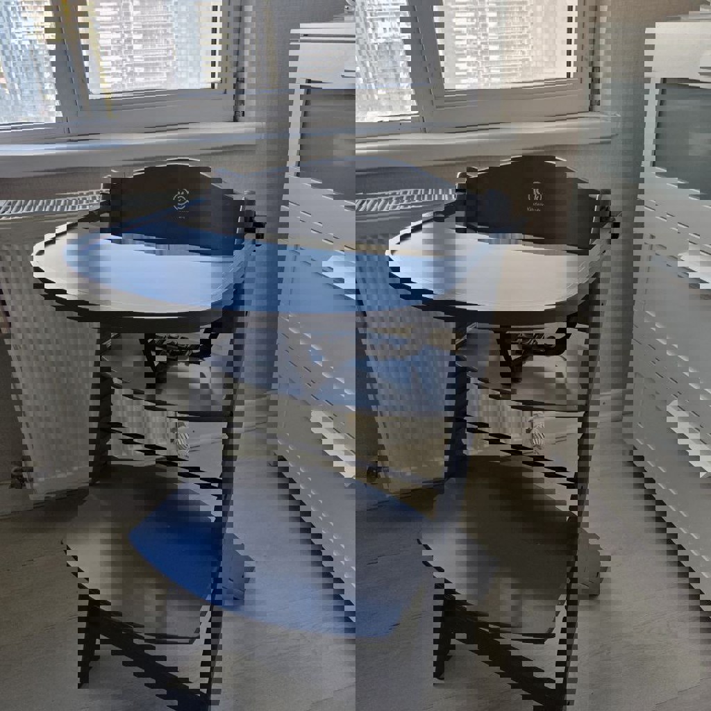 Кроватка с матрасом и подушкой (100х60см)