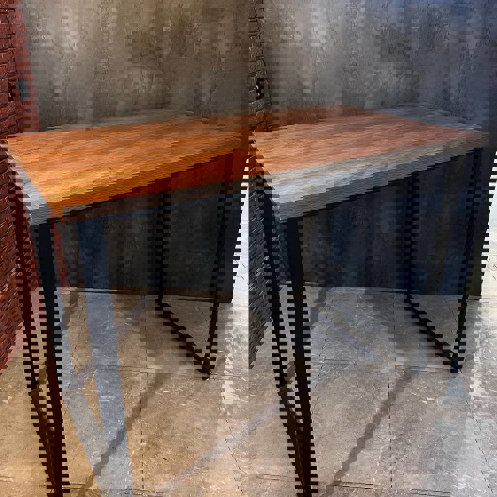 Барный стол