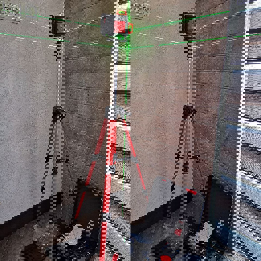 Лазерный уровень DELİXİ