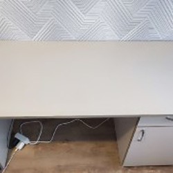 Стол с тумбой - фото 2