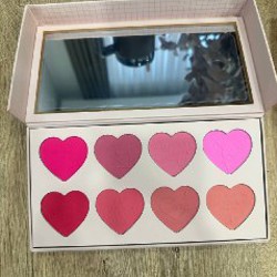 Вирусная палетка румян P. Louise - фото 2