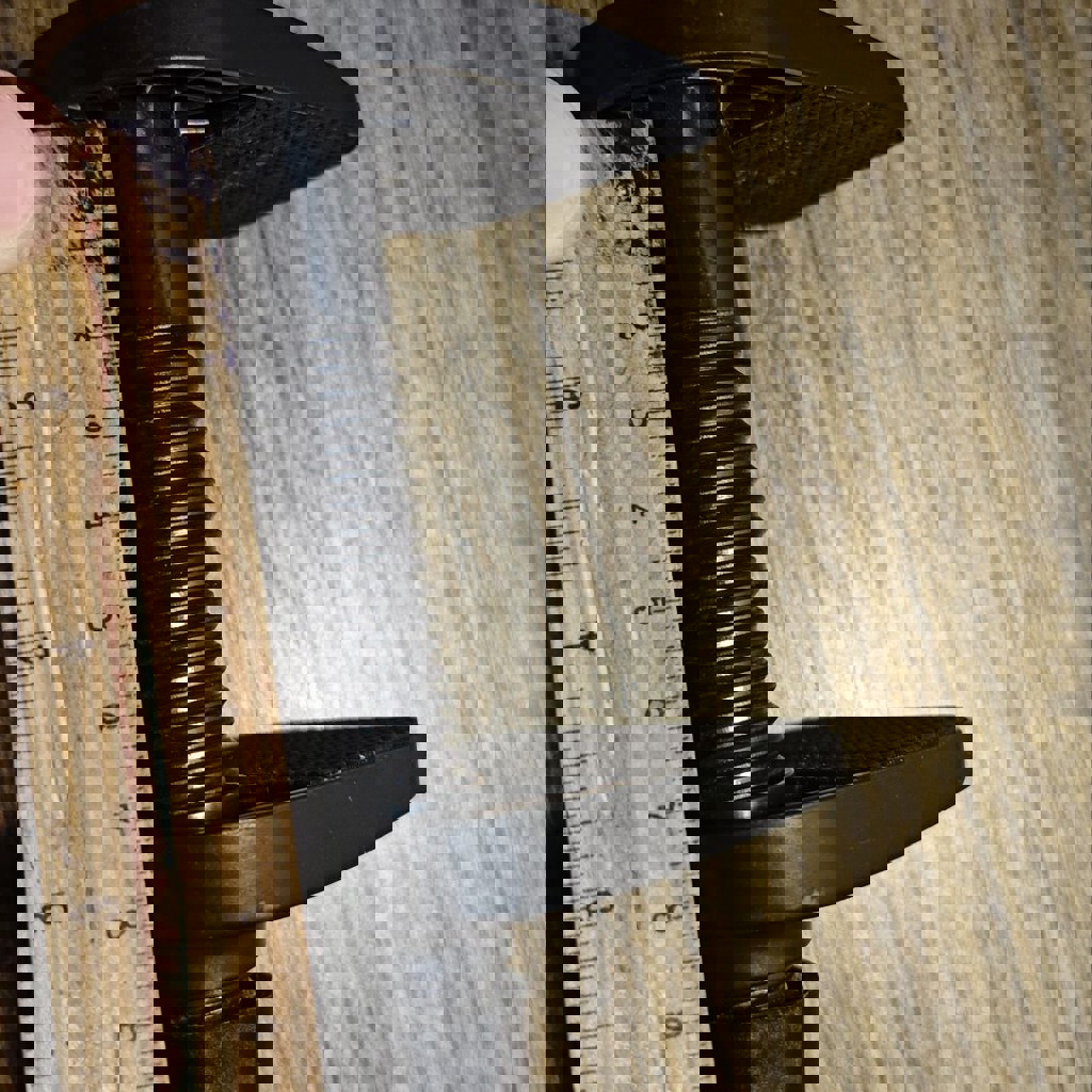 Кронштейн-подставка для телефона