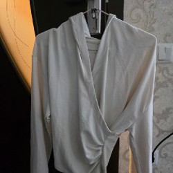 Кофта с капюшоном - фото 2