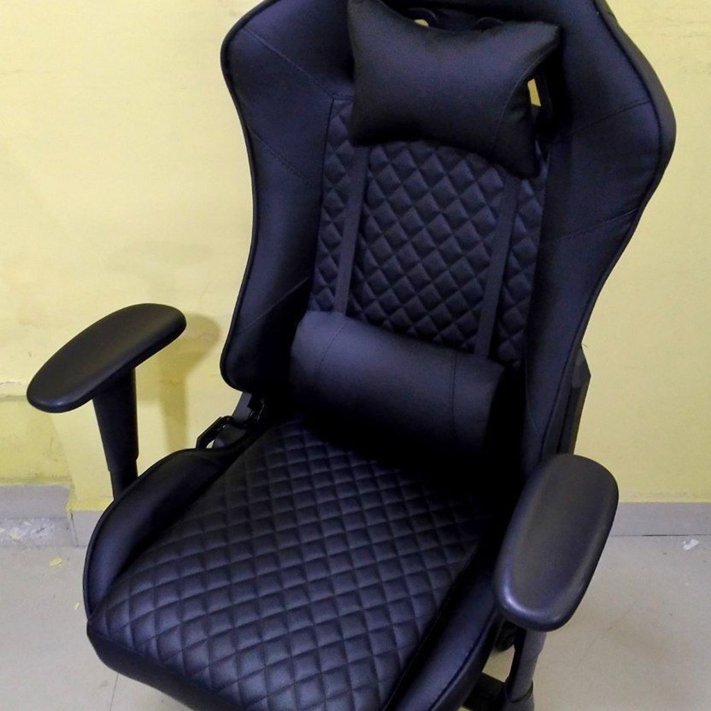 Геймерское игровое кресло