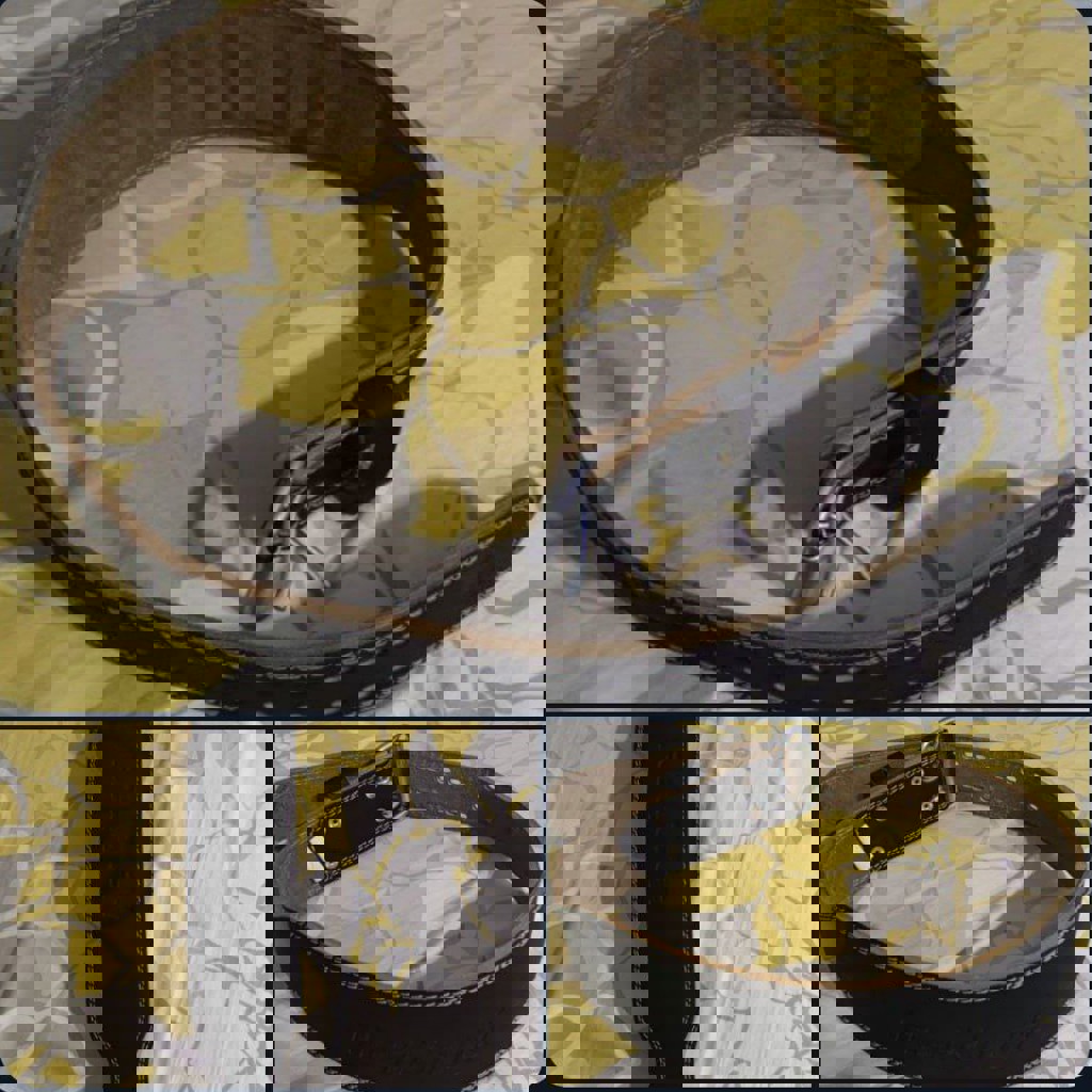 Пластиковый уголок-этажерка