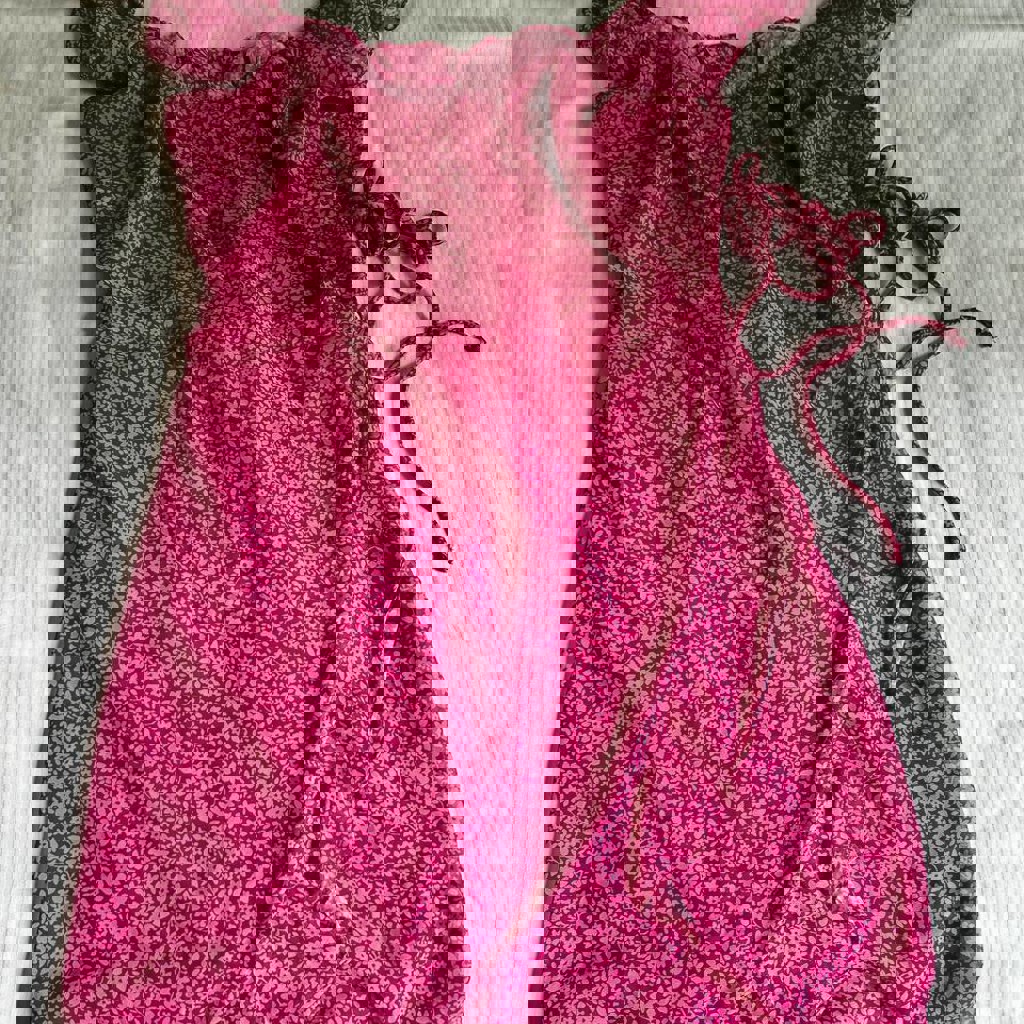 Платье синего и белого цвета