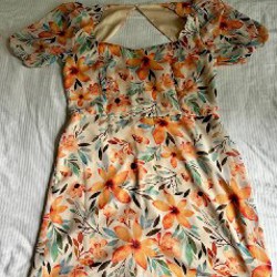 Платье синего и белого цвета - фото 2