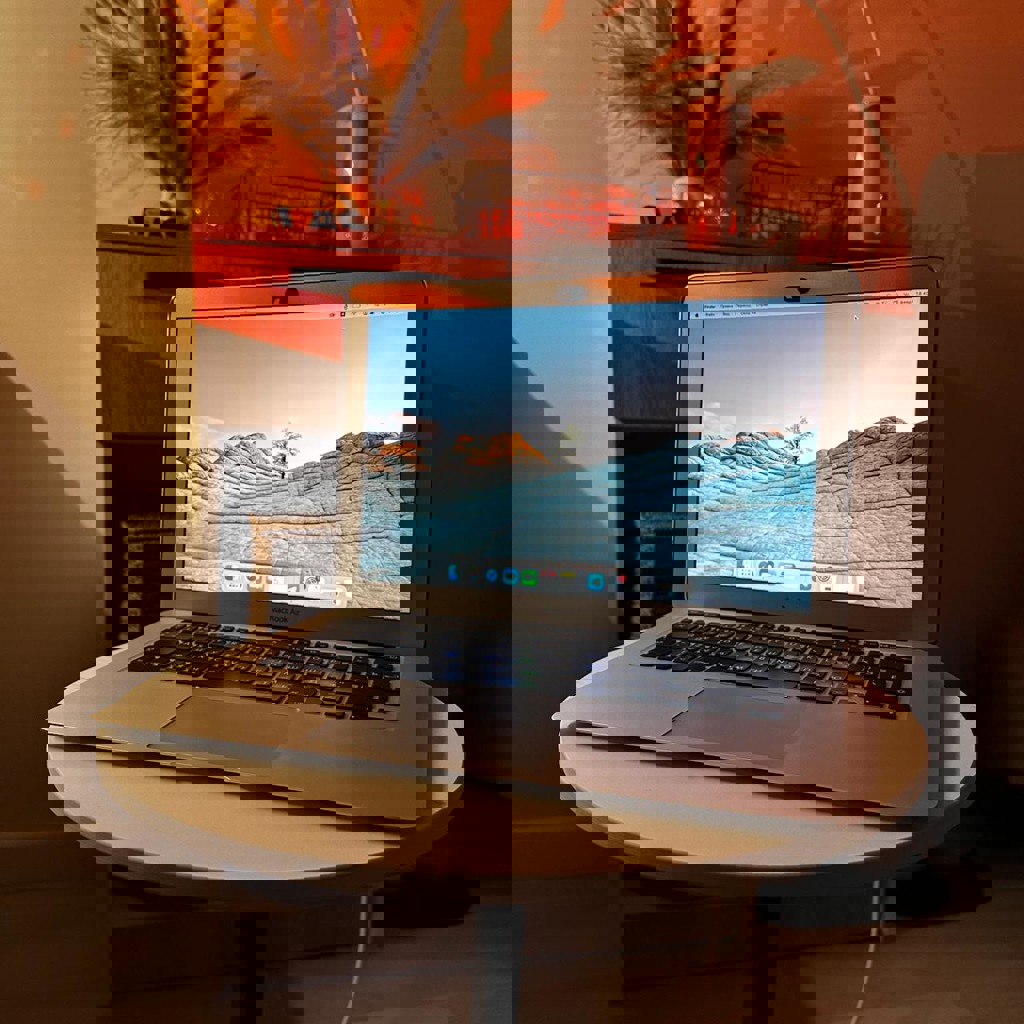 MacBook Air 13' (2017)