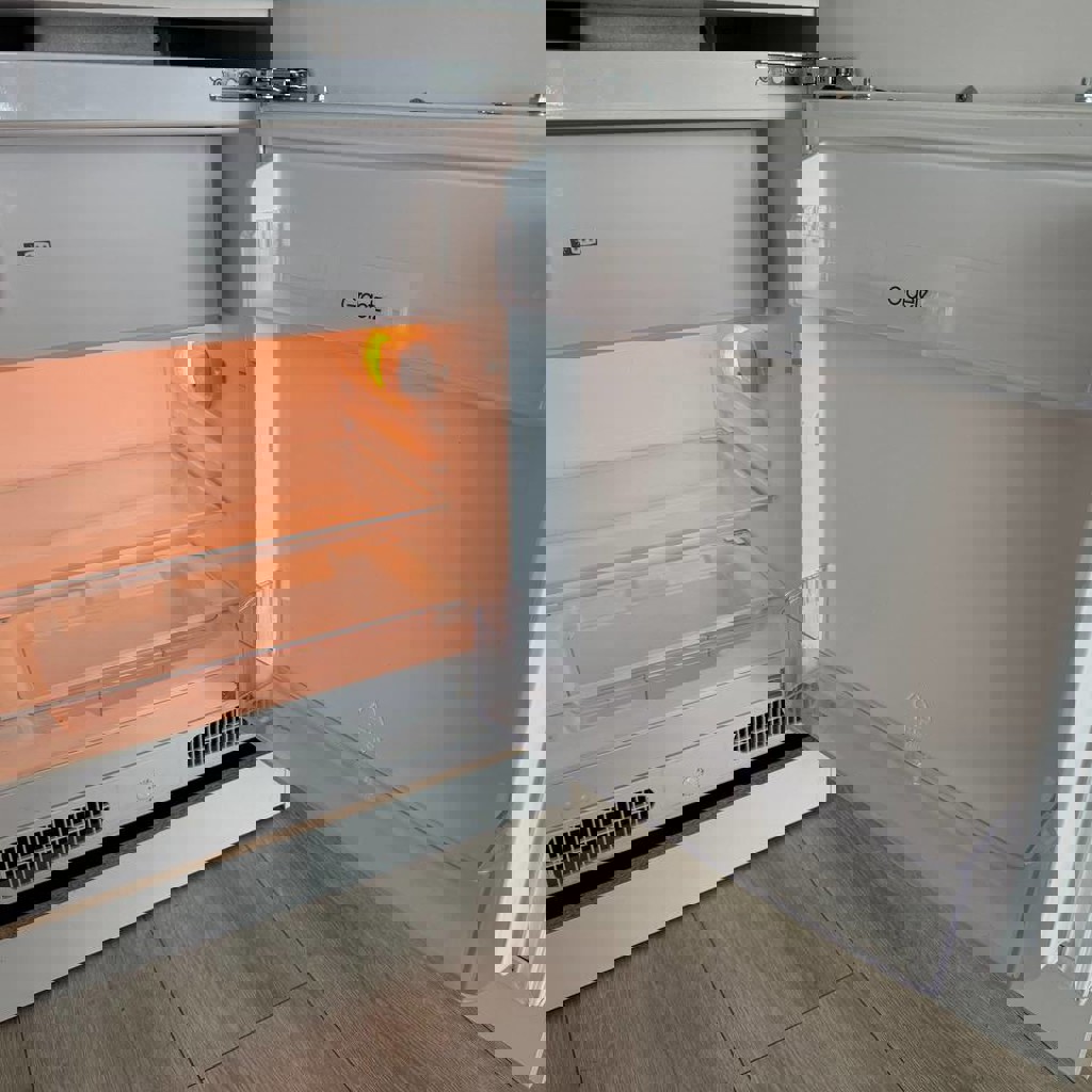 Холодильник Graetz GRU1600