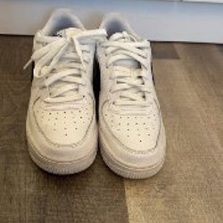 Кроссовки - фото 4