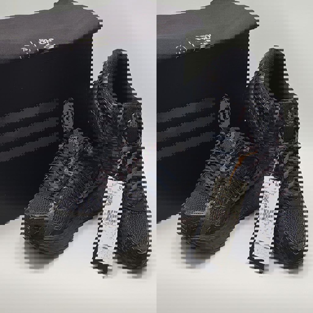 Кроссовки Adidas Bad Bunny x Response CL 'Triple Black'