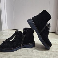 Чёрные демисезонные ботинки - фото 1