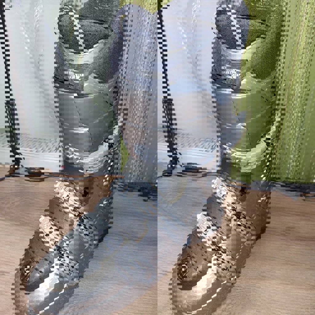 Горнолыжные ботинки Salomon