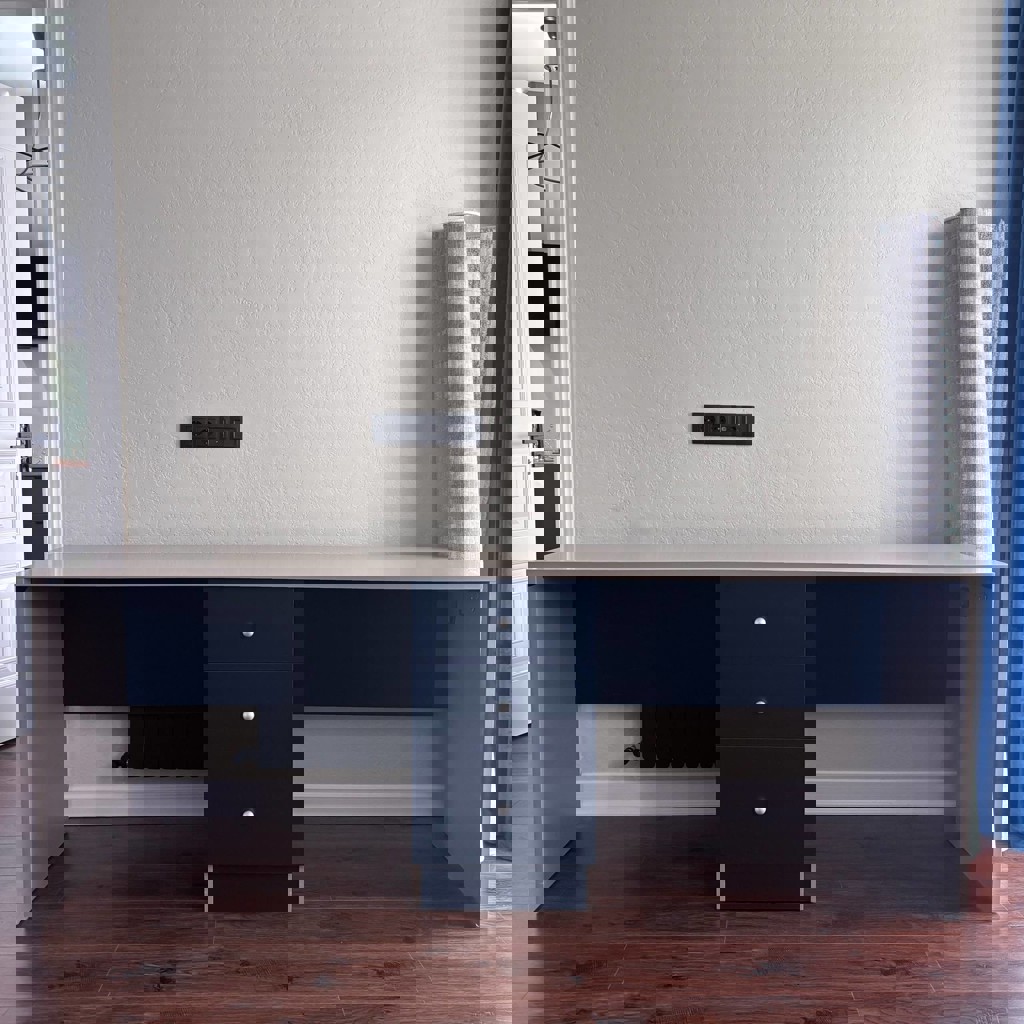 Письменный стол на два места