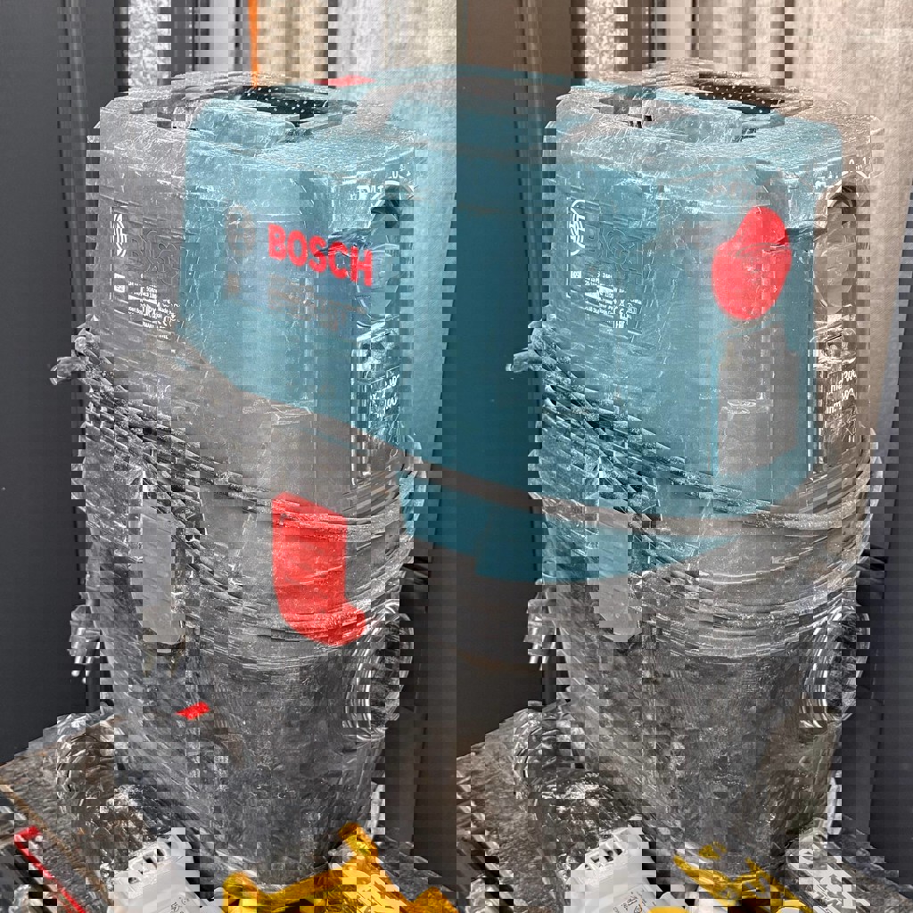 Пылесос Bosch GS 15