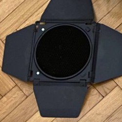 Насадка Bowens (шторки) - фото 6