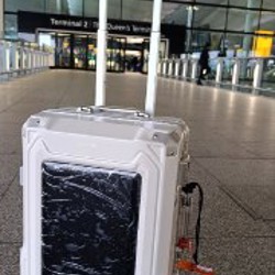 Чемодан - фото 9