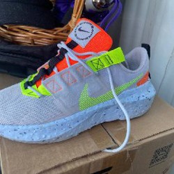 Кроссовки - фото 2