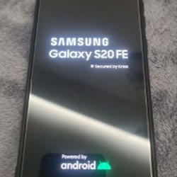 Samsung Galaxy S20 FE - фото 2