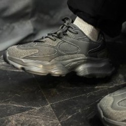 Кроссовки - фото 2