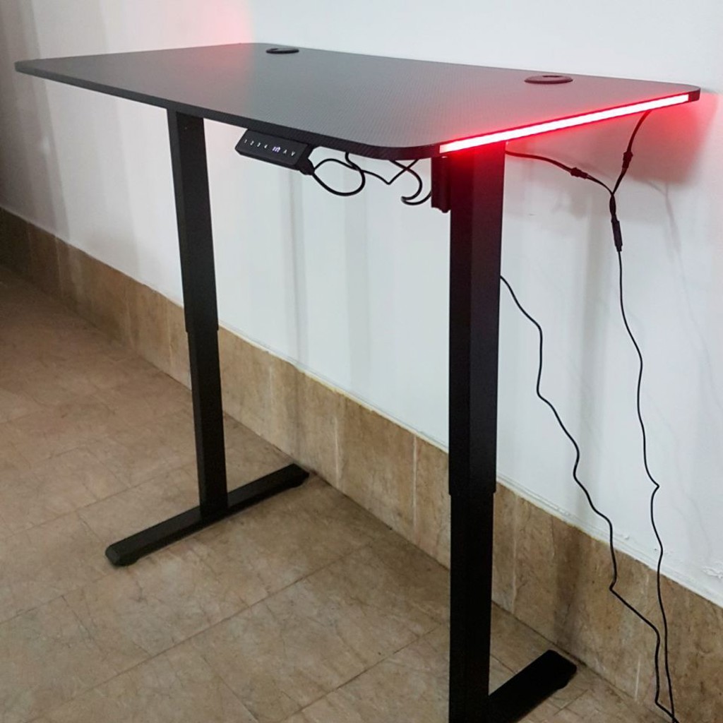 Стол с регулировкой высоты